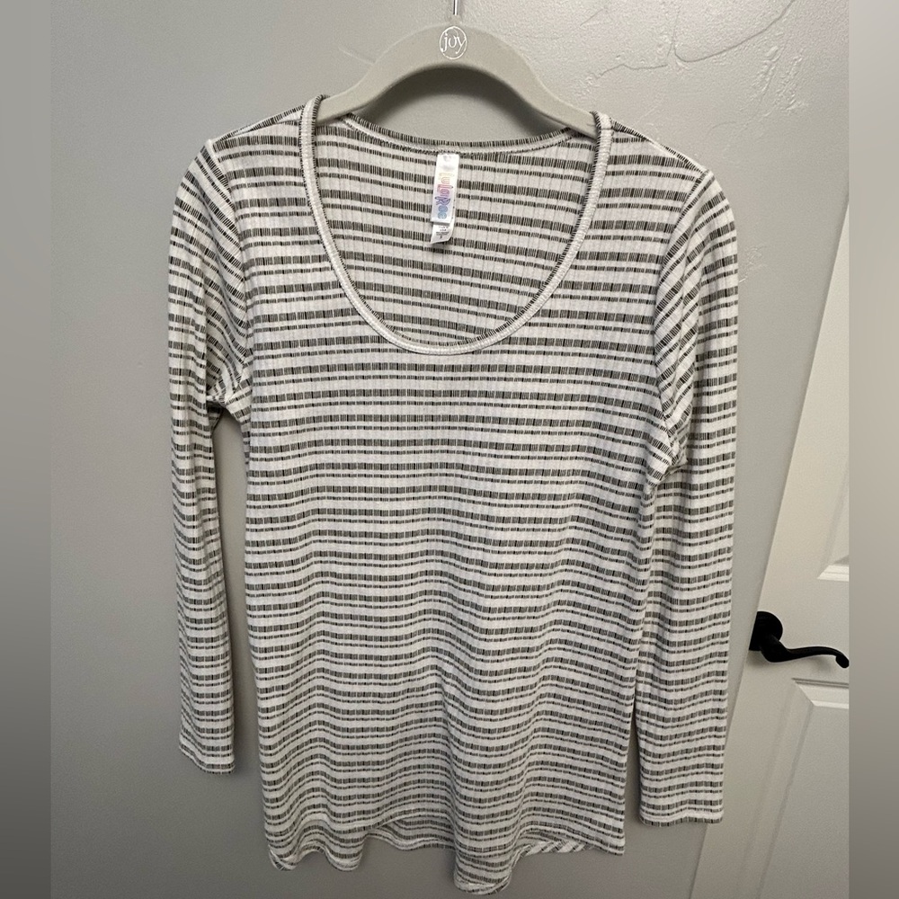 Women’s Striped Long Sleeve Tee